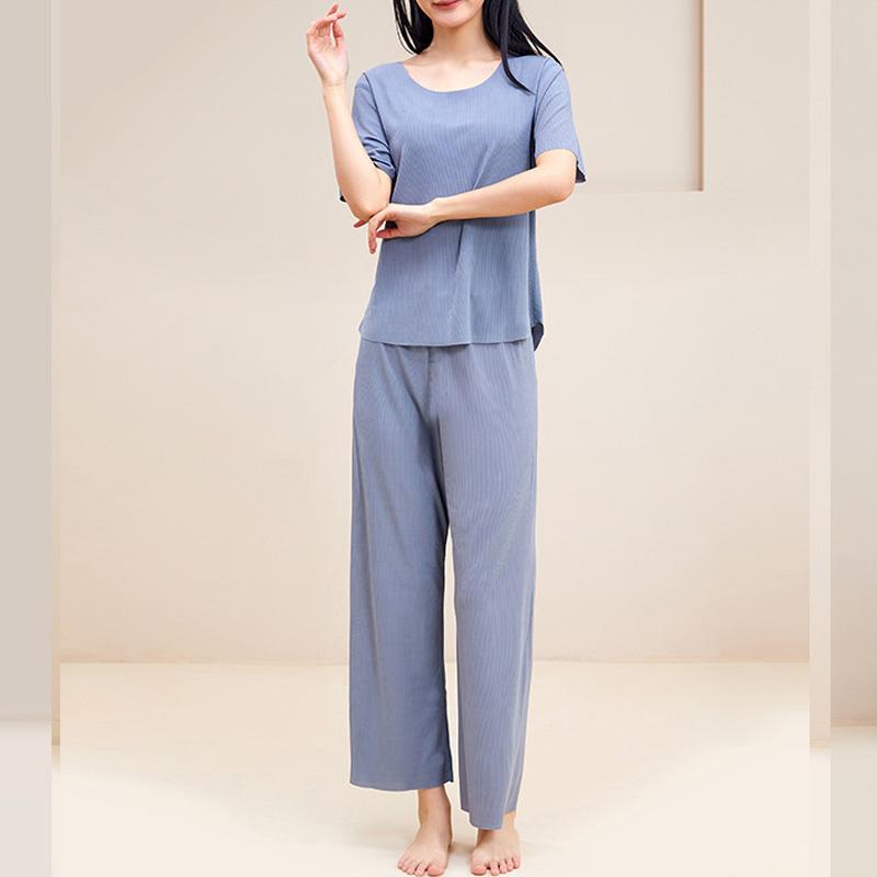 Modele dla par Dwuczęściowa wiosenno-letnia wygodna piżama z lodowego jedwabiu bez śladów, luźna odzież domowa z krótkim rękawem
