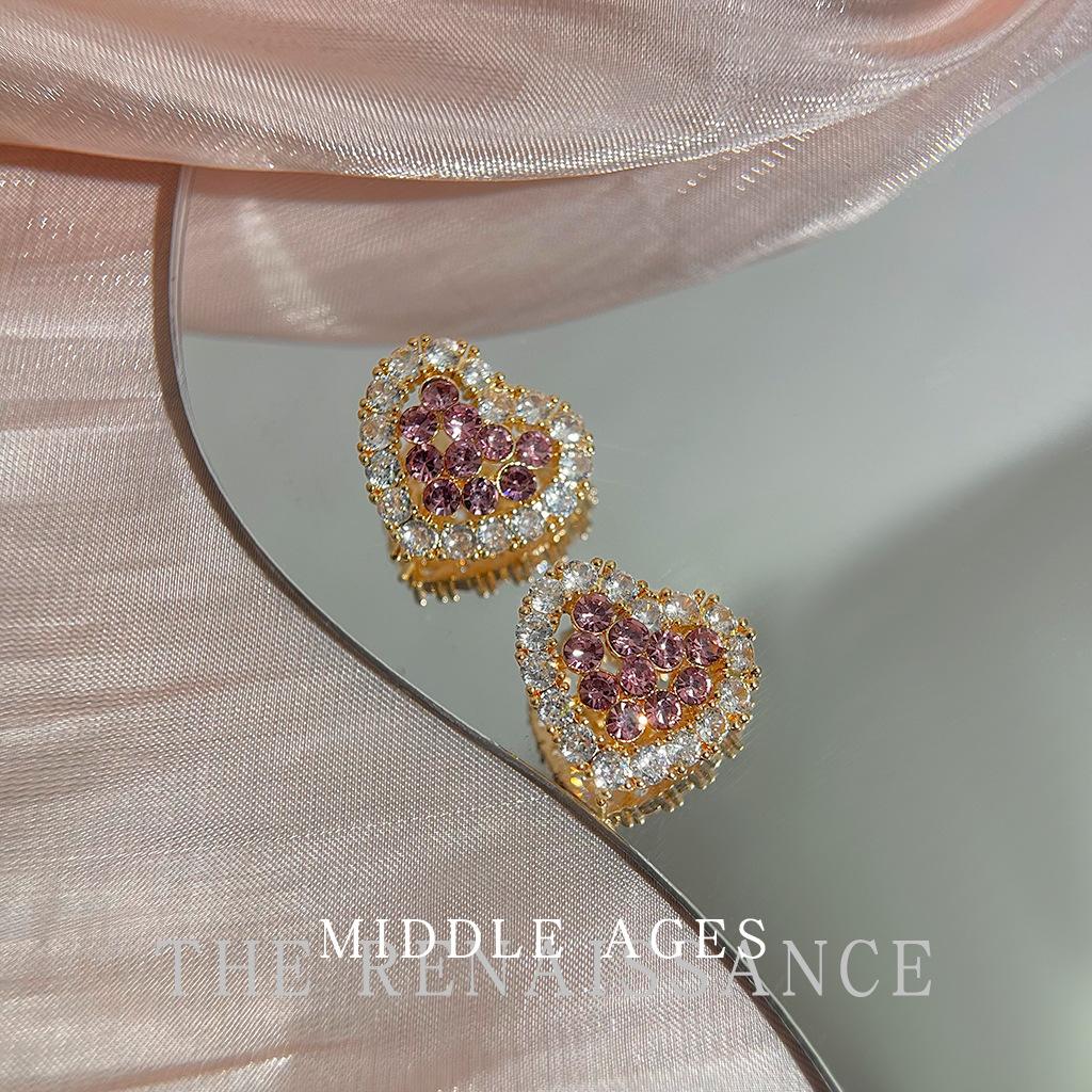 

Mousse powder~ Heavy Industry colored treasure powder zircon earrings collection French retro court style earrings