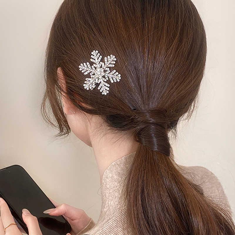Luxe Diamond Snowflake Duckbill Hair Clip for Holiday and Winter Fashion