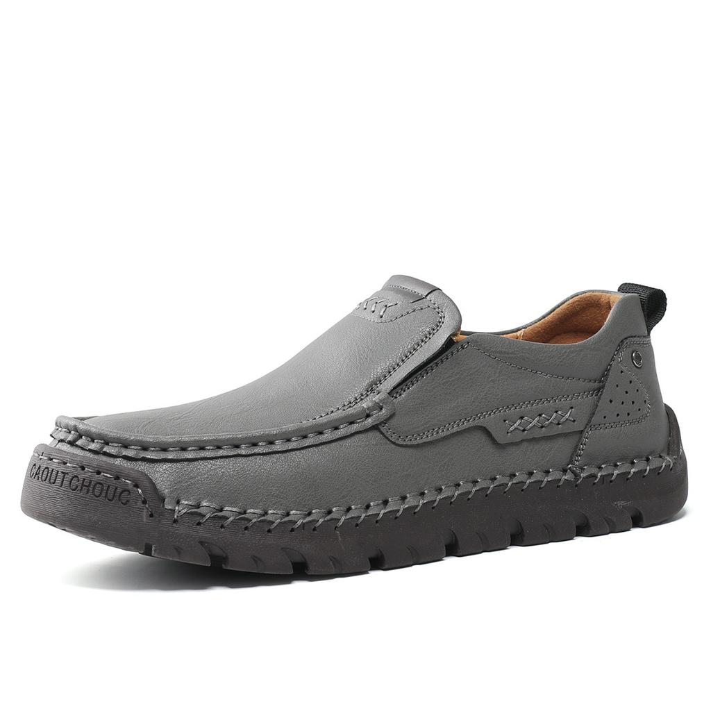 Moda 2025 Nuovi Mocassini da Uomo Traspiranti Slip on Scarpe da Guida Italiane Chaussure Homme Vera Pelle Uomo Scarpe Casual Fatte a Mano