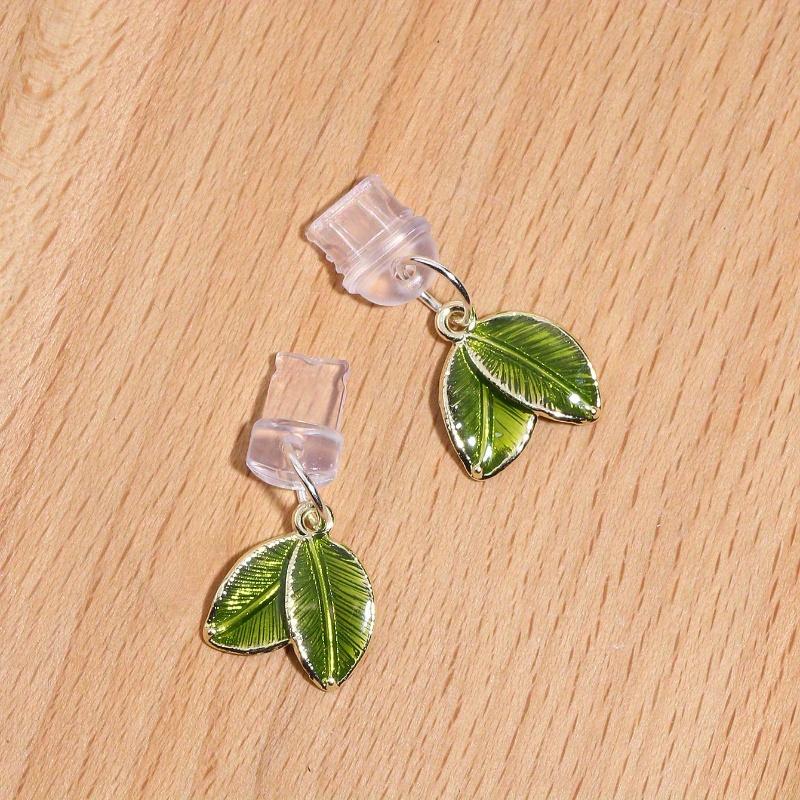 1pc Creative Green Leaf Shaped Dust Plug Compatible with iPhone/Type-C Charging Port & Data Port