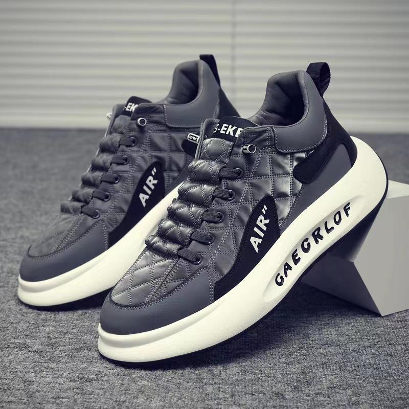 

Men s shoes spring and autumn new canvas shoes trendy versatile little white shoes men s platform sports casual board shoes dad trendy shoes 44