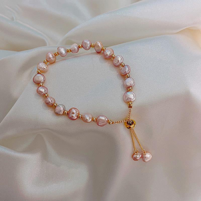 Freshwater Pearl Bee Bracelet: Elegant Light Luxury Versatile Bangle for Women.