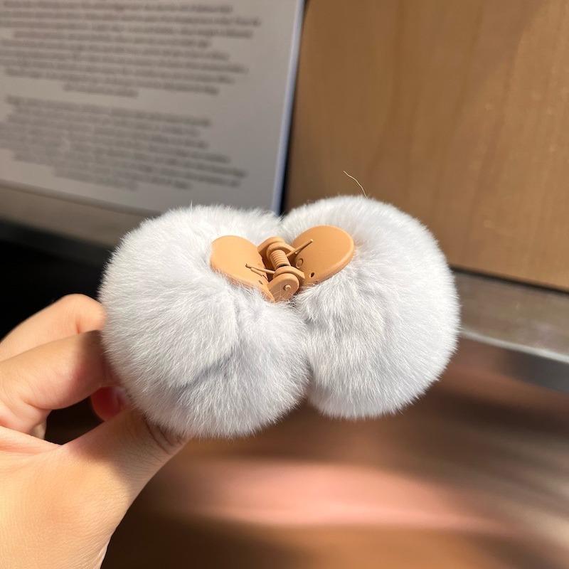 Autumn Winter Plastic Ball Grab Clip Large Plush Hairpin Back Head Shark Clip Hair Accessories 10cm European American Style New