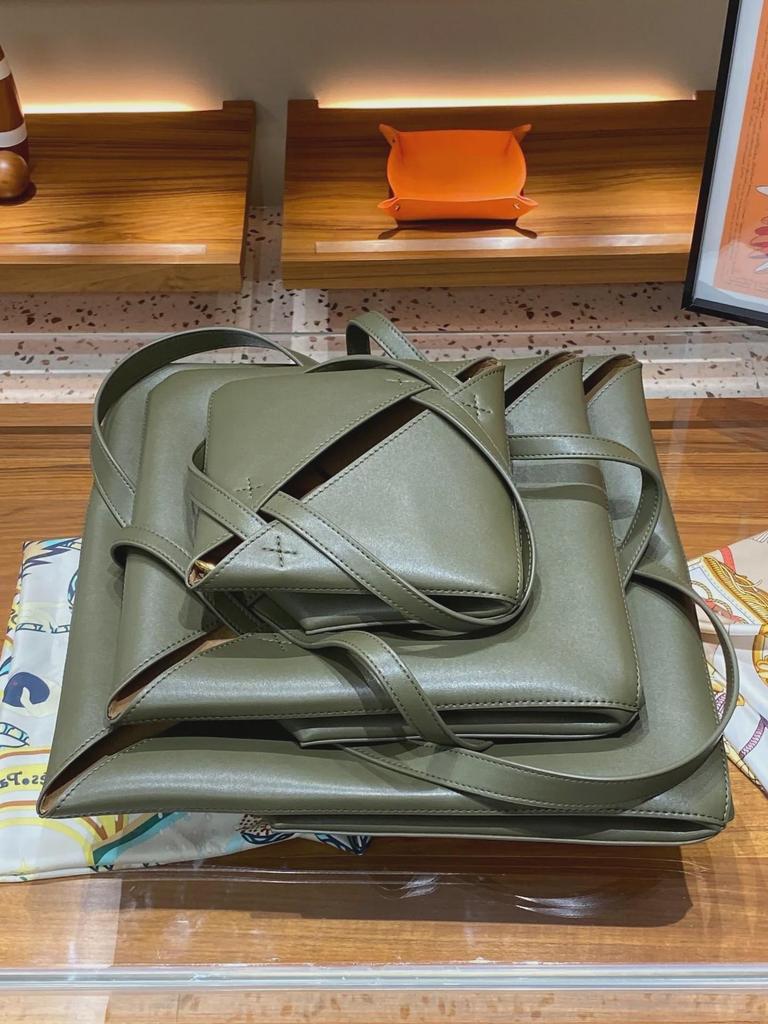 Nová dámska geometrická kožená taška tote a crossbody s veľkou kapacitou