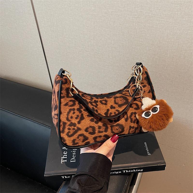 New Moon Underarm Bag For Women With Plush Fabric Street Style Crossbody Purse For Casual Daily Use
