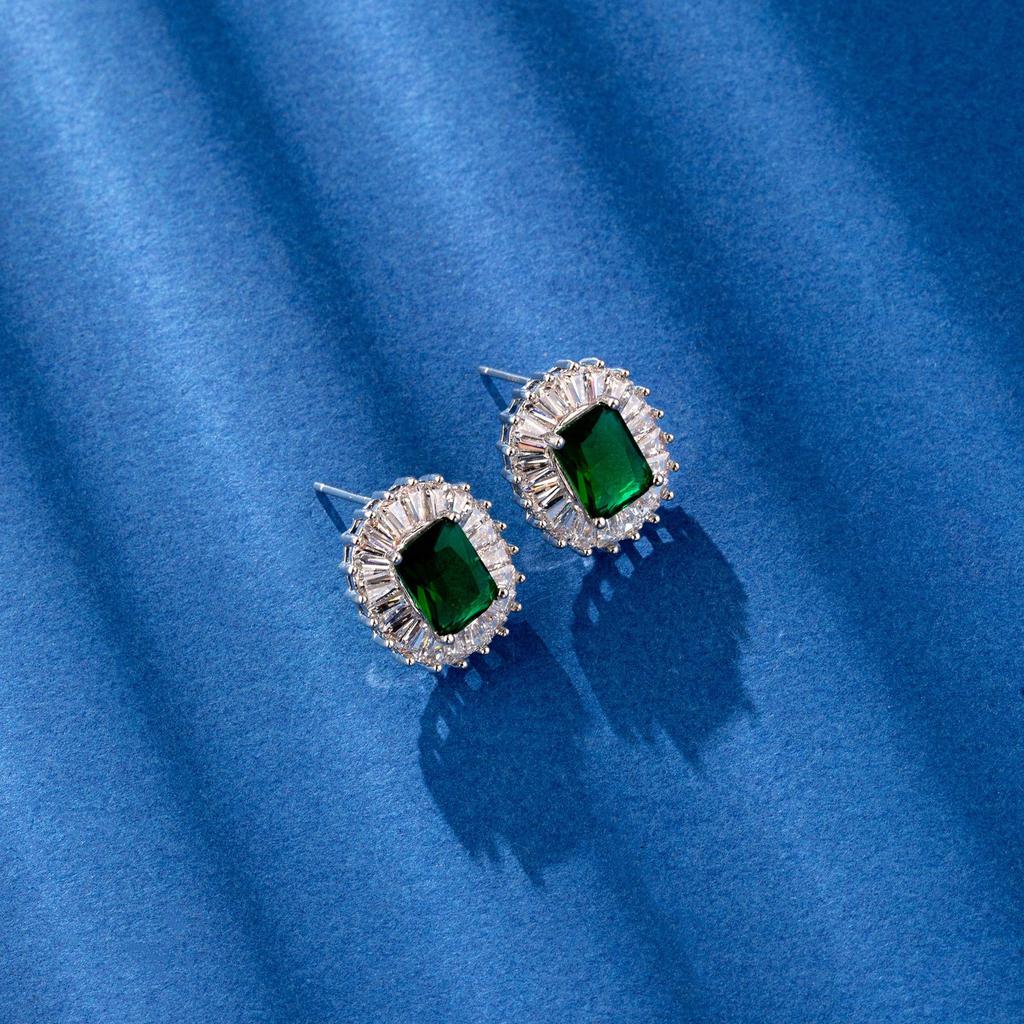 S925 Zircon Cube Stud Earrings: Luxurious, Trendy, Classic Ear Jewelry