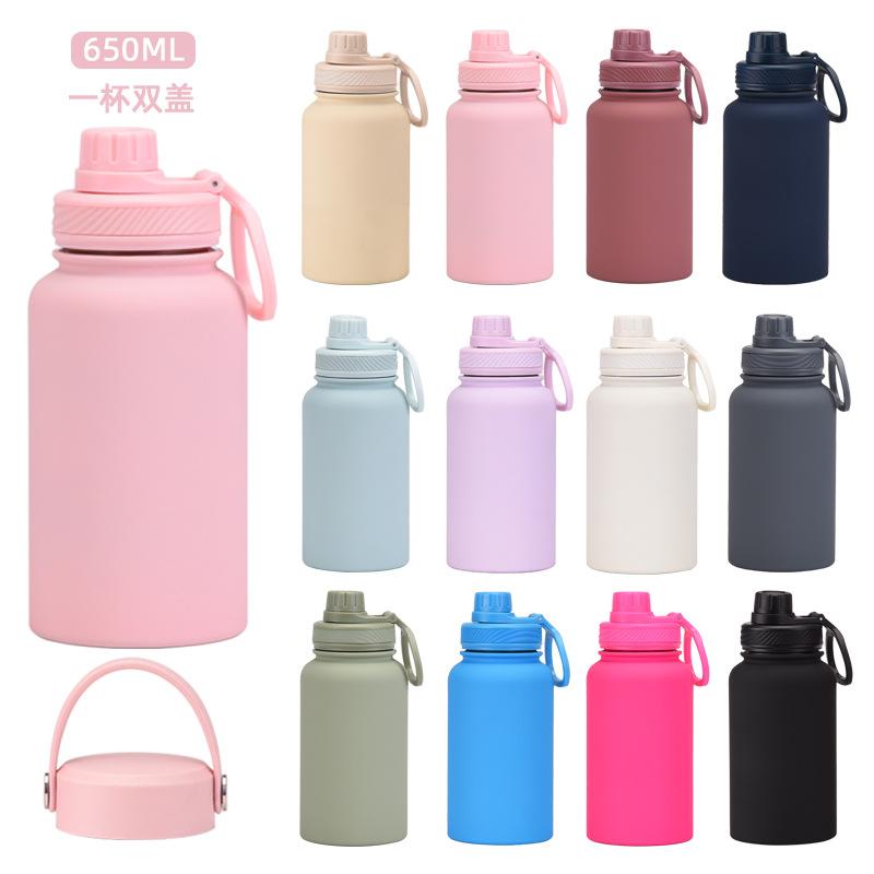 Ein Becher mit Doppelwand 650 ml Edelstahl Thermosbecher Große Kapazität Wasserbecher Tragbar Outdoor Doppelwandig Trinkflasche Sportkessel