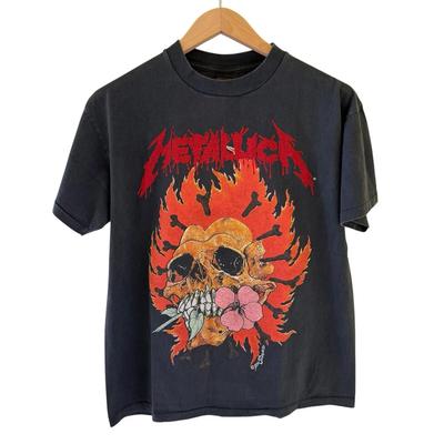 Vintage 1994 Metallica Pushead Flammender Totenkopf Blumenherz Nachdruck Unisex T-Shirt