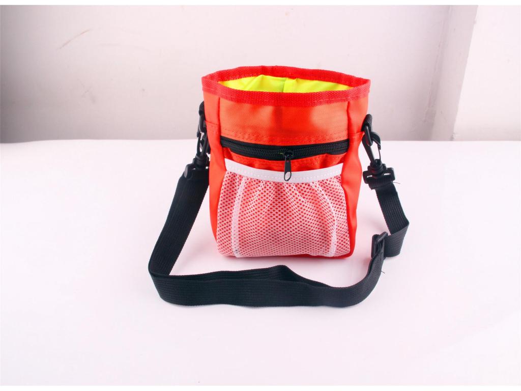 Multifunctional Pet Training Waist & Crossbody Bag for Snacks and Feeding