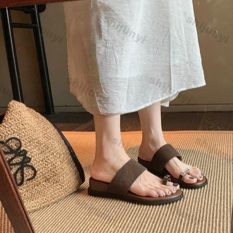 Fashion Women's One Word Slippers 2025 Summer New Outdoor Breathable Clip Toe Wedge Flat Shoes Fashion Height Increase Slip On Sandals