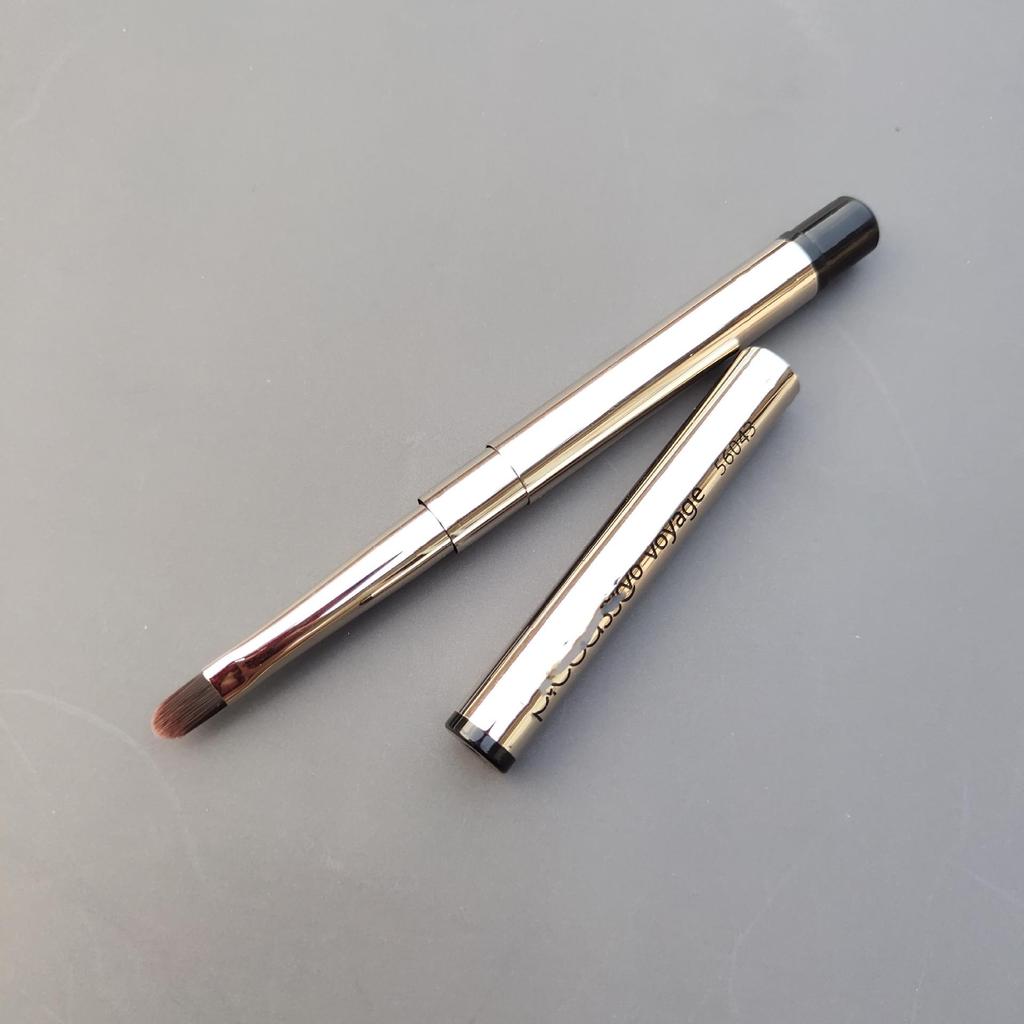 Compact Retractable Lip & Eye Makeup Brush with Lid