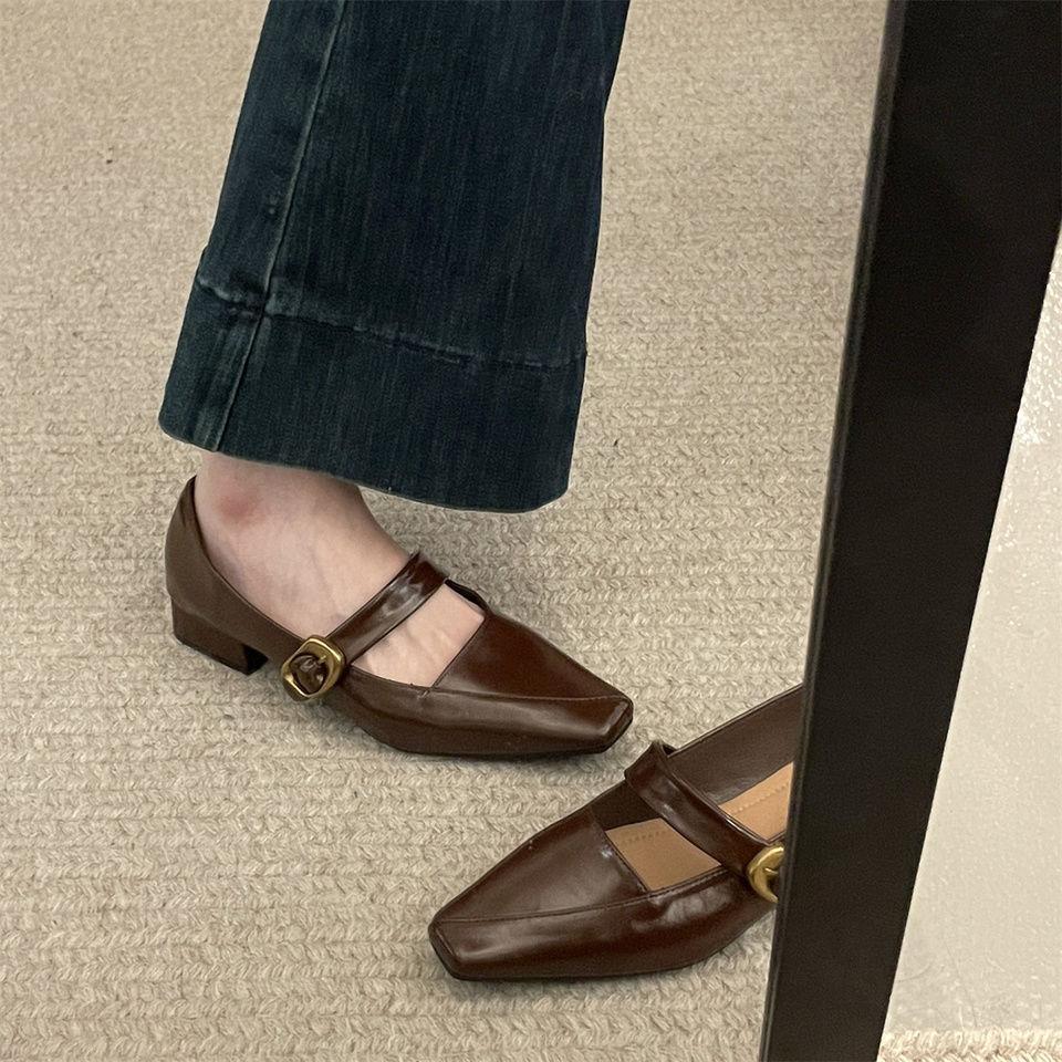 Coarse heel brown Mary Jane shoes women's shoes spring and autumn 2025 new simple and versatile one-word with retro light mouth single shoes