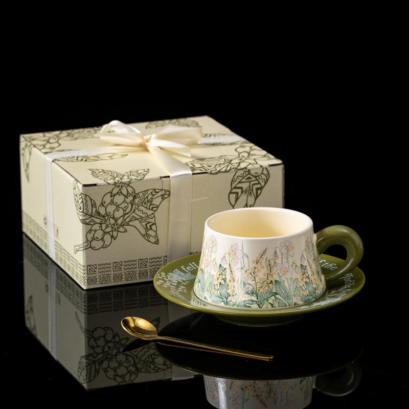 

Кофейные чашки и блюдца в стиле ретро, масляная живопись, изысканный подарочный набор на новоселье или свадьбу, керамический подарочный набор в коробке. 260ml