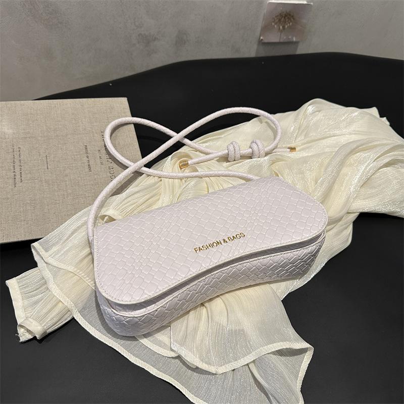 

Простая фактура сумка подмышкой женская весна-лето 2025 новая модная универсальная сумка-мессенджер через плечо женская белый