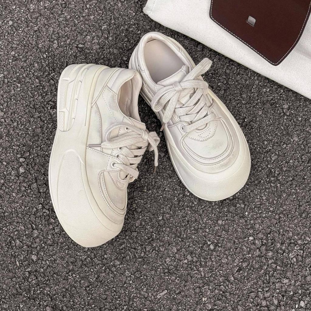 Leather versatile thick-soled ugly cute little white shoes women's 2025 new small man height increase casual big head board shoes bread shoes