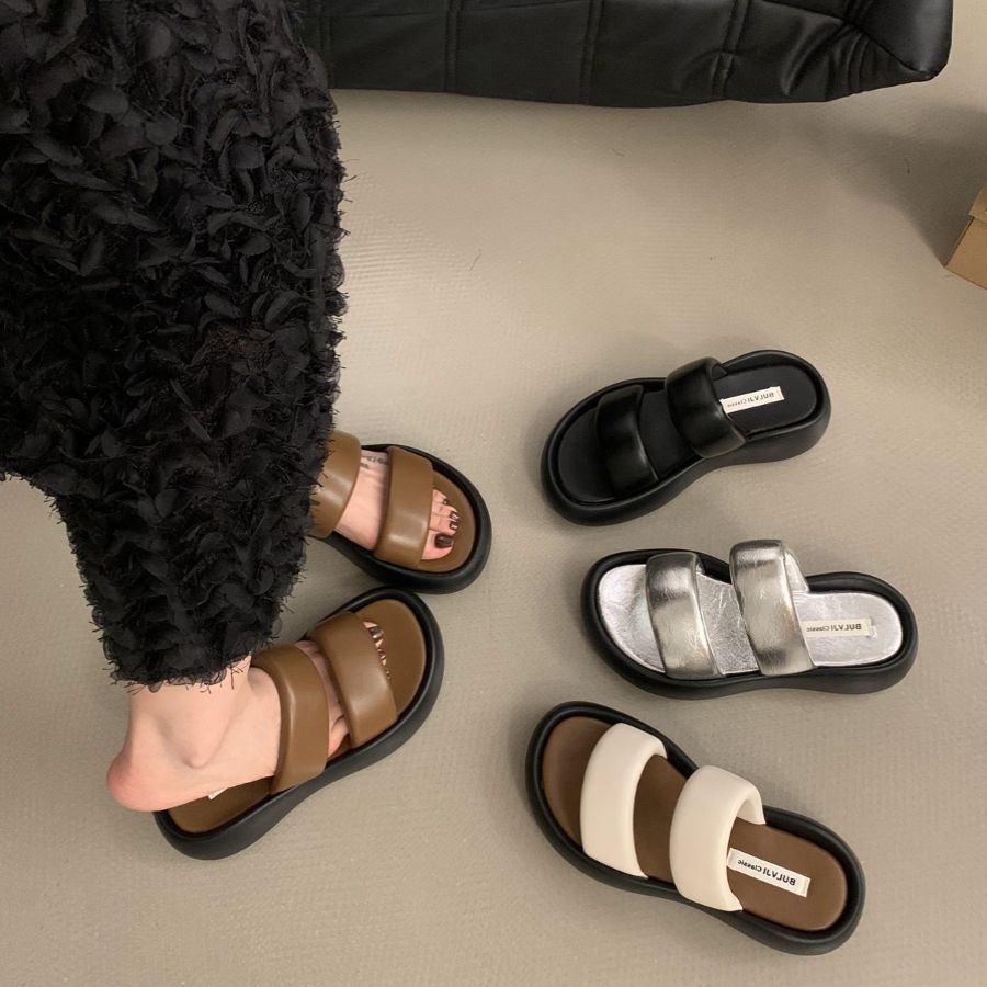 Sandals Women's Summer 2025 New One-word Thick-soled Heightened and Thin Muffin Sandals French Evening Breeze Cool Slippers Tide