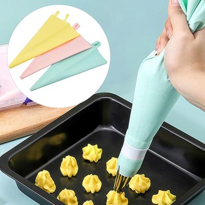2Pcs Silicone Icing Piping Pastry Bags Smooth Interior Easy Squeeze Reusable Cream Bag Cupcake Decorating Baking Tools