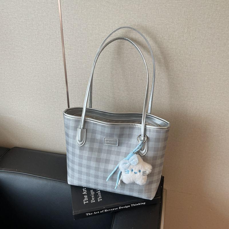 New Fashionable Versatile Shoulder Bag, High-end Niche Design, Casual Simple Large-capacity Tote Bag