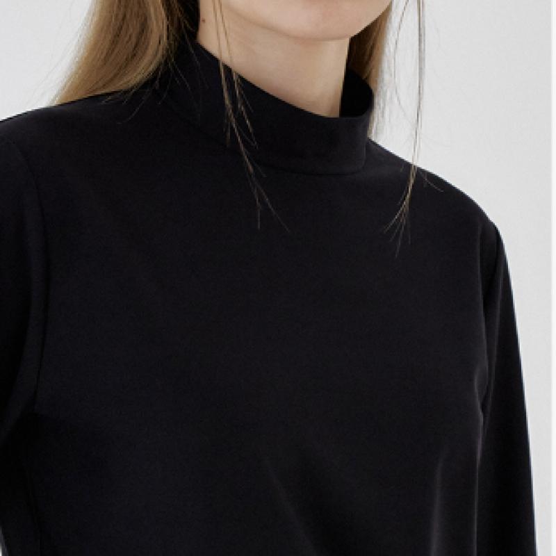 Goxo Mock Neck Long Sleeve Black Heart Logo