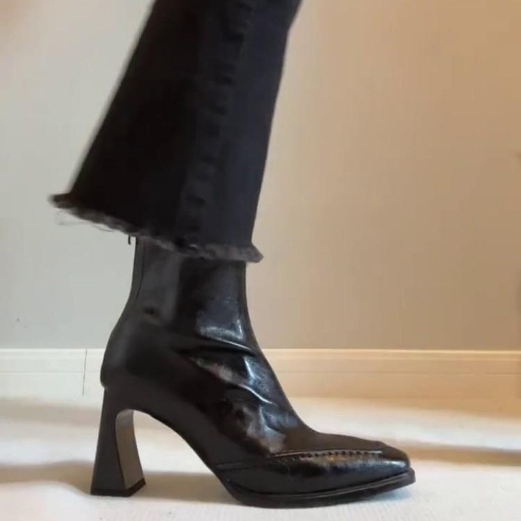 Verze z ovčí kůže~ Korejská verze vysokých bot s hranatou špičkou a tenkým podpatkem dámské retro britského temperamentu zadní zip vysoký podpatek