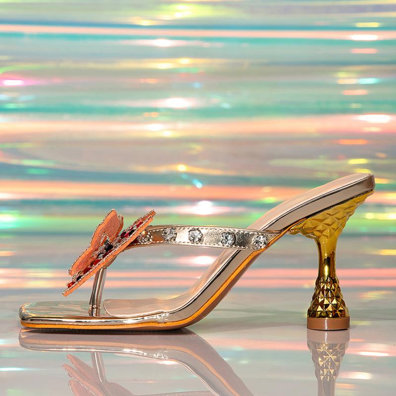 

Модные босоножки со стразами в виде бабочки, с квадратным носком, на золотом каблуке, шлепанцы, женские тапочки, с кристальным ремешком, летняя обувь, мюли, слайды 36 золотой