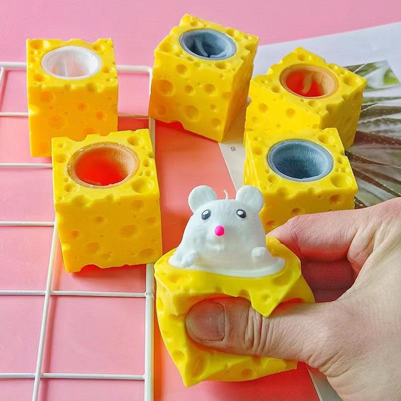 Pop Up Funny Mouse and Cheese Block Squeeze Anti-stress Toy Hide and Seek Figures Stress Relief Fidget Toys for  Adult