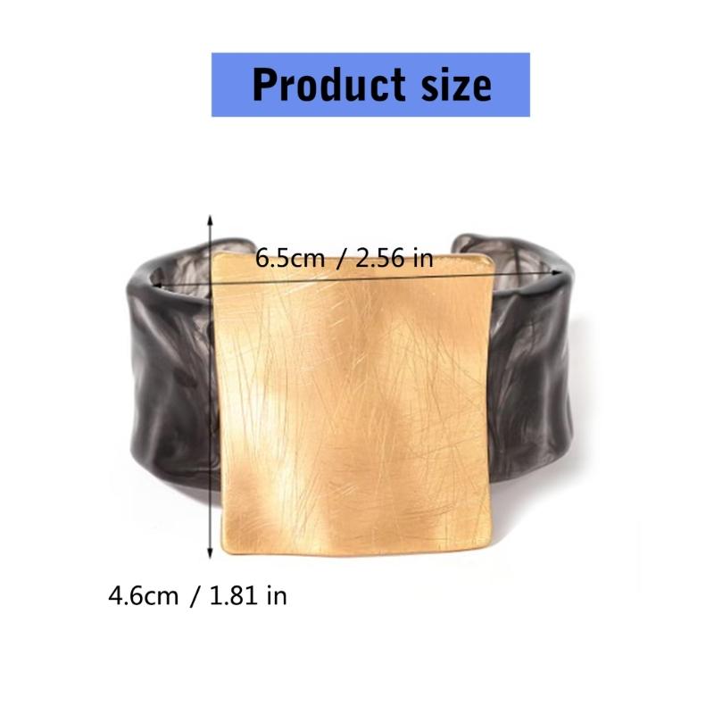 Geometric Brushed Square Metal Bracelet Elegant Bangle Adjustable Wristband Accessories for Modern Fashionable Women