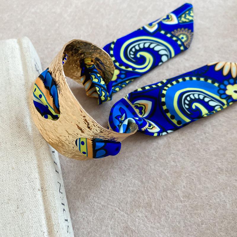 Vintage Ethnic Geometric Silk Scarf Print Bangle – Light Luxury Bracelet