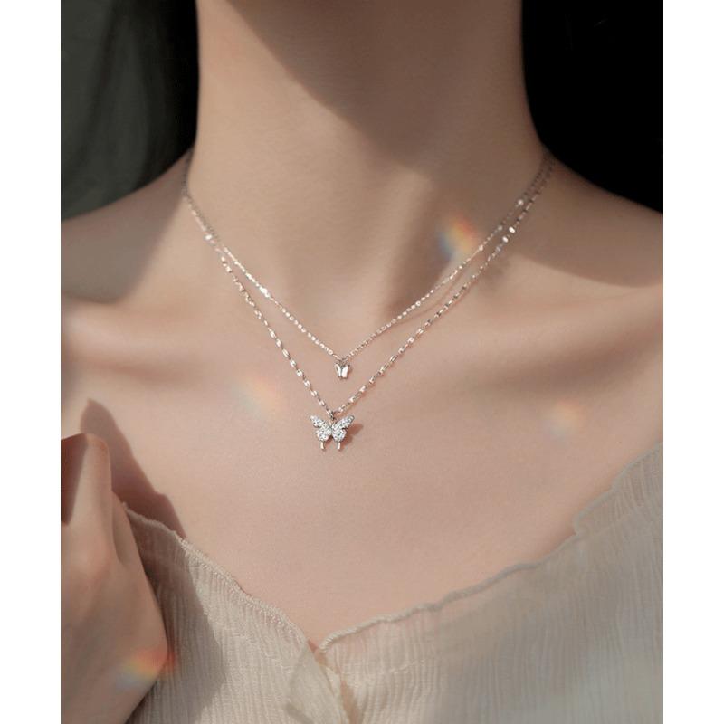 Hot Butterfly Double Layer Necklace Female Temperament Clavicle Chain