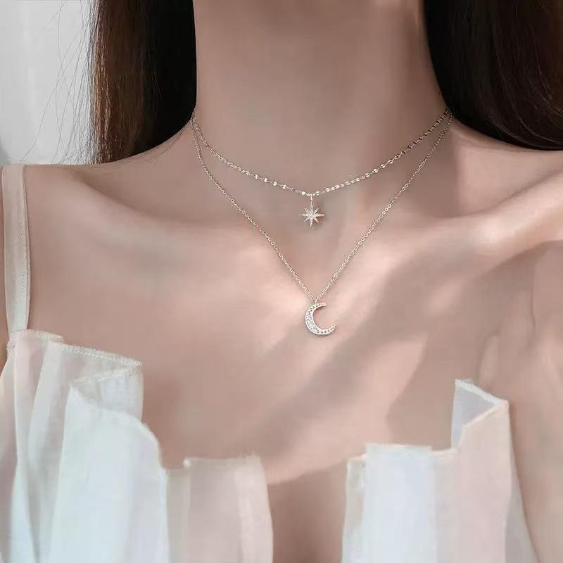 Summer Does Not Fade Pearl Jewelry Necklace Women's Light Luxury High-end Collarbone Chain Niche Design Versatile Pendant