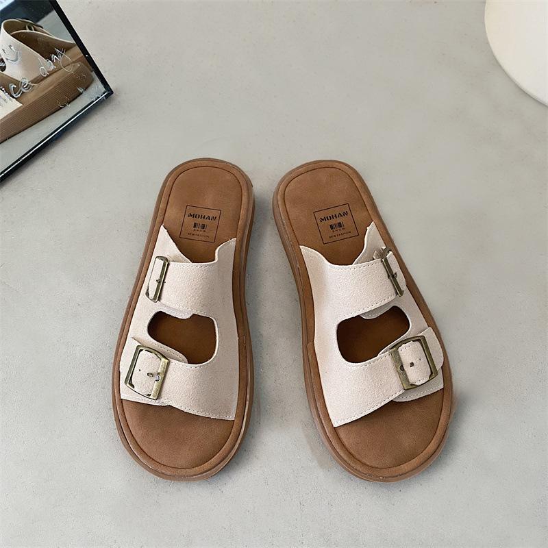 2025 summer new soft-soled outer wear belt buckle cool slippers women's retro casual flat beach shoes