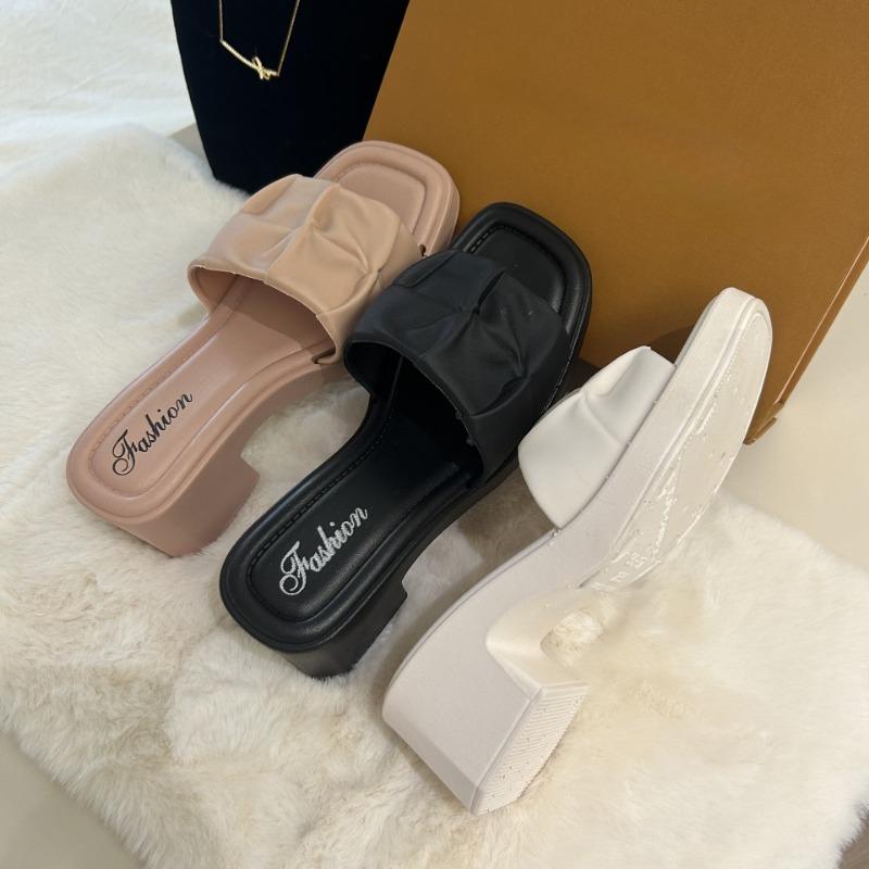 2025 Spring Summer New Style Waterproof Thick Bottomed Flip Flops Fashionable Women's High Heels PVC Outdoor Slippers