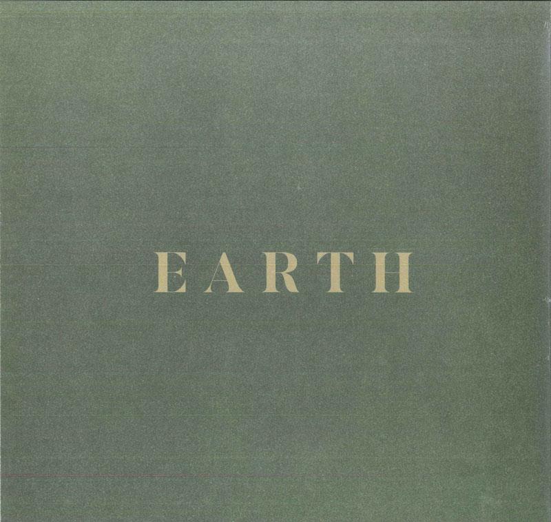 

LP Record SAULT - Earth FLO0012LP Forever Living 2023 UK Soul/Funk