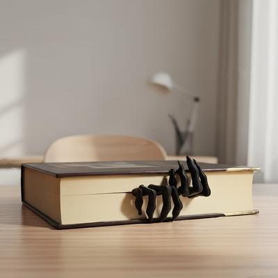 The Black Demon Claw Bookmark - A Creative Bookmark Suitable for Quirky Personalities, Creating A Bizarre Atmosphere. A Perfect Choice for Halloween