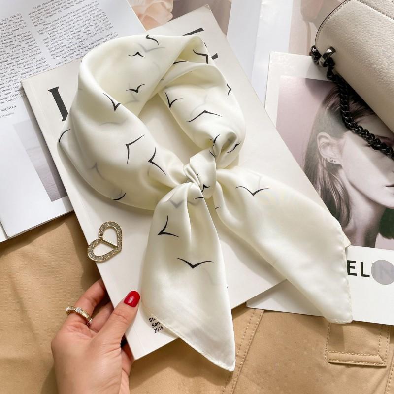 Elegant Silk-Like Square Scarf Women Korean Style Print Neck Lightweight 70x70cm Nylon Fashion Accessory