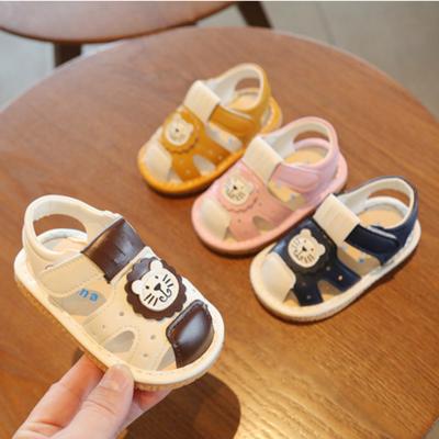 Name Sandalen für Mädchen 2025 Sommer Neu Weiche Ledersandalen für Jungen 0-2 Jahre Babyschuhe Baby Laufschuhe Kinderschuhe