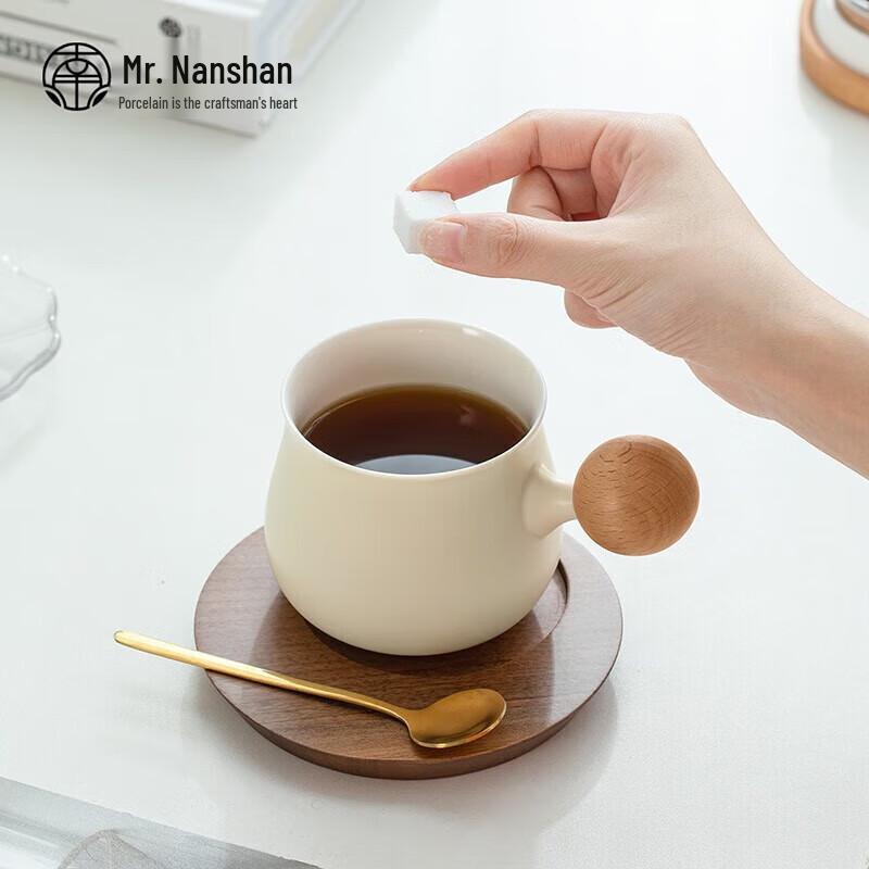 Mr. Nanshan Ceramic Mug Set