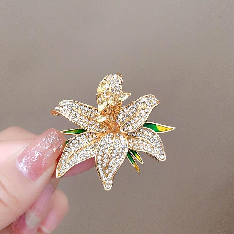 

Брошь-булавка Lily High-End - легкий роскошный цветочный воротник-аксессуар для женщин