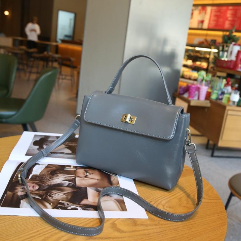 Pure cowhide simple crossbody handbag, women's versatile new model, leather large capacity double-layer bag, shoulder bag