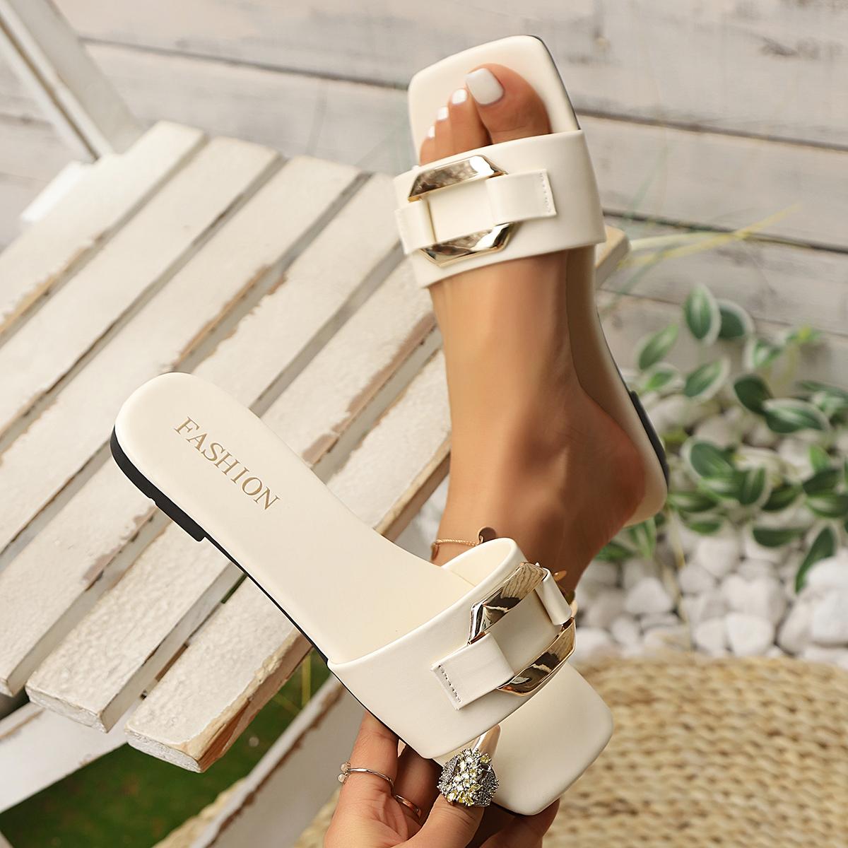 

Fashion Women Metal Decor Slippers Single Band Flat Sandals Fashion Sexy Lightweight Slippers Open Toe Party Female Shoes Slides Women 36