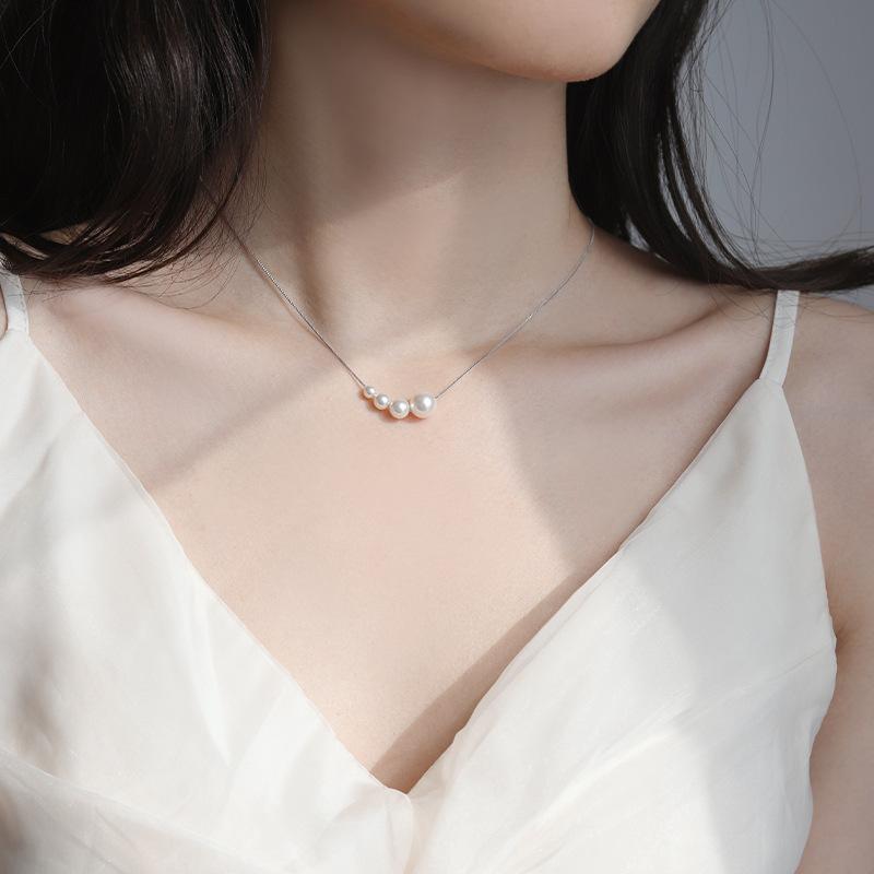 Imitation pearl necklace women's niche light luxury collarbone chain temperament versatile fashion simple fake pearl pendant