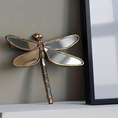 Duvar Aynası Yusufçuk Kelebekler Tasarımlı Dekoratif Heykel Oturma Odası Yatak Odası Koridor Fonksiyonel Yansıtıcı Sanat Ev Dekorasyonu