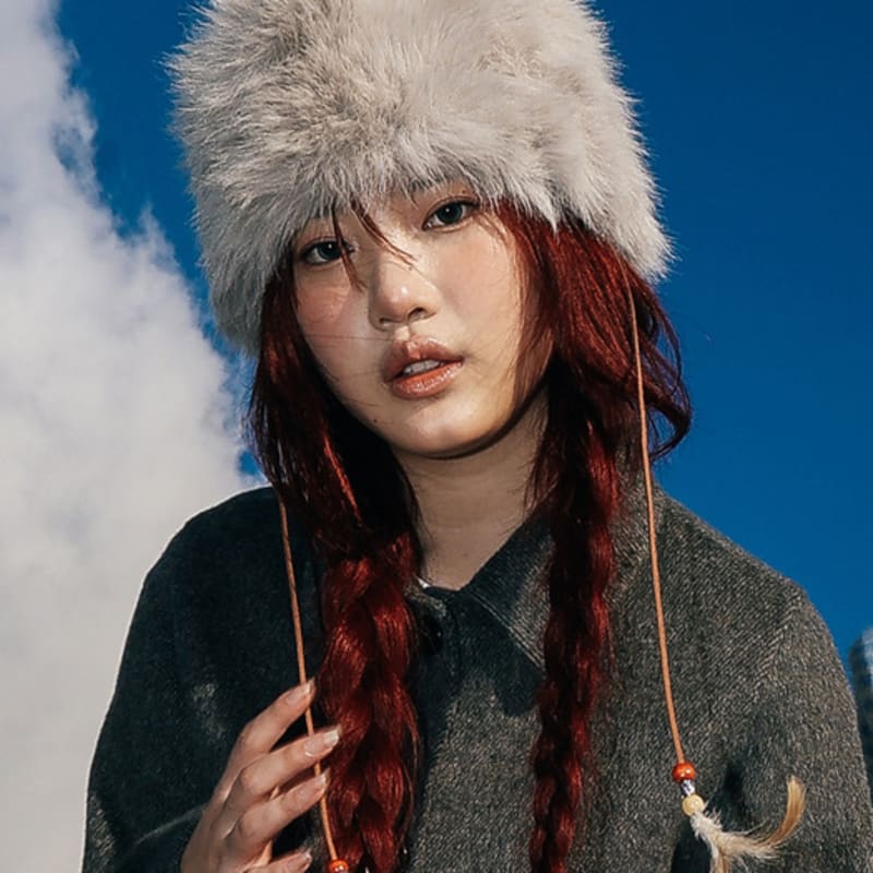 

Шапка Naked Surf Club из перьев и меха (серый) Grey_Free