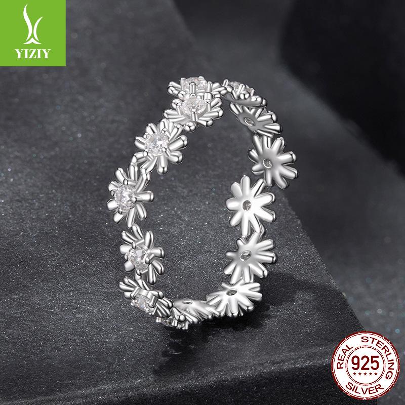 Small Fresh Daisy Moissanite Ring Women'S S925 Sterling Silver Small Flower Splicing Ring Jewelry