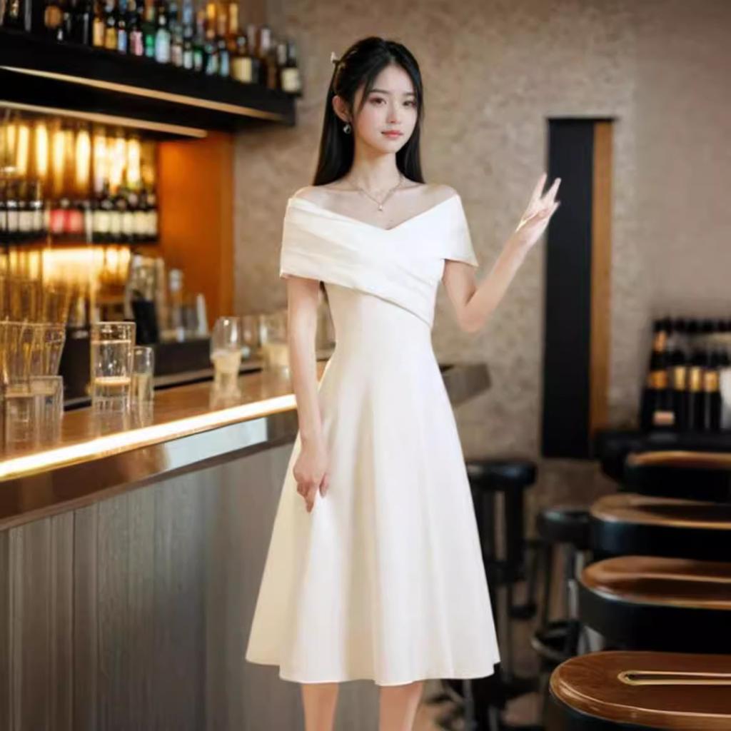 One-word Shoulder White Summer Evening Dress Host Temperament Banquet Can Usually Wear French Graduation Dress