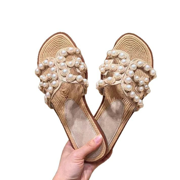 ~ Sheepskin version Yu Shuxin H pearl one-word slippers for women wearing flat sandals beach vacation shoes for women