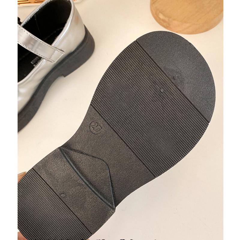 Spring and Autumn New Fashion Girls Versatile Comfortable Soft-soled Leather Shoes