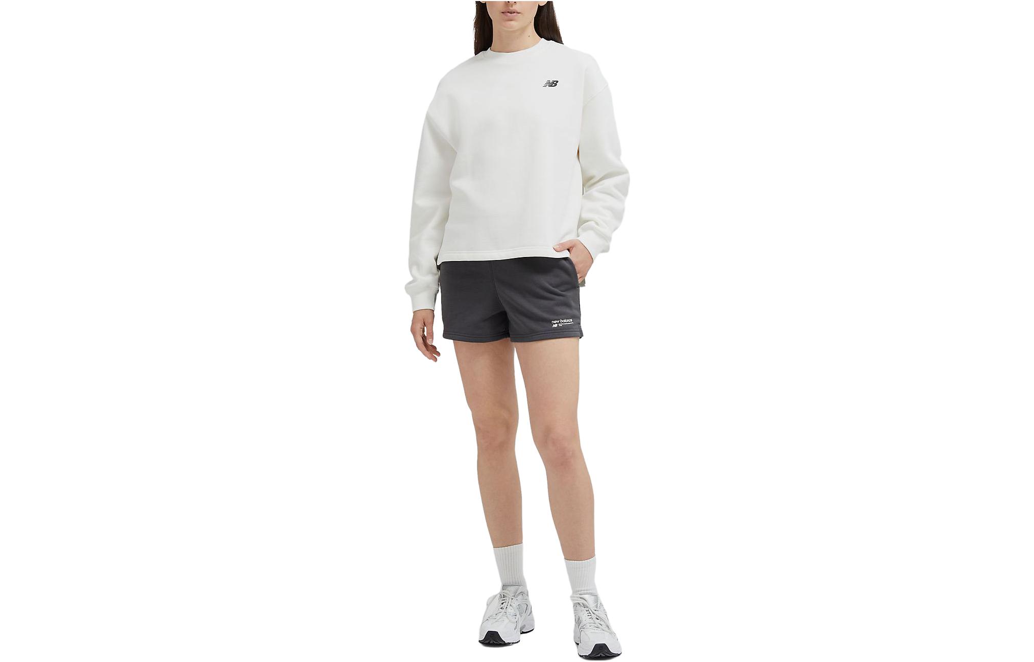 New Balance Sweatshirts Women s White Crew Neck Moderate Regular WT33532-SST M