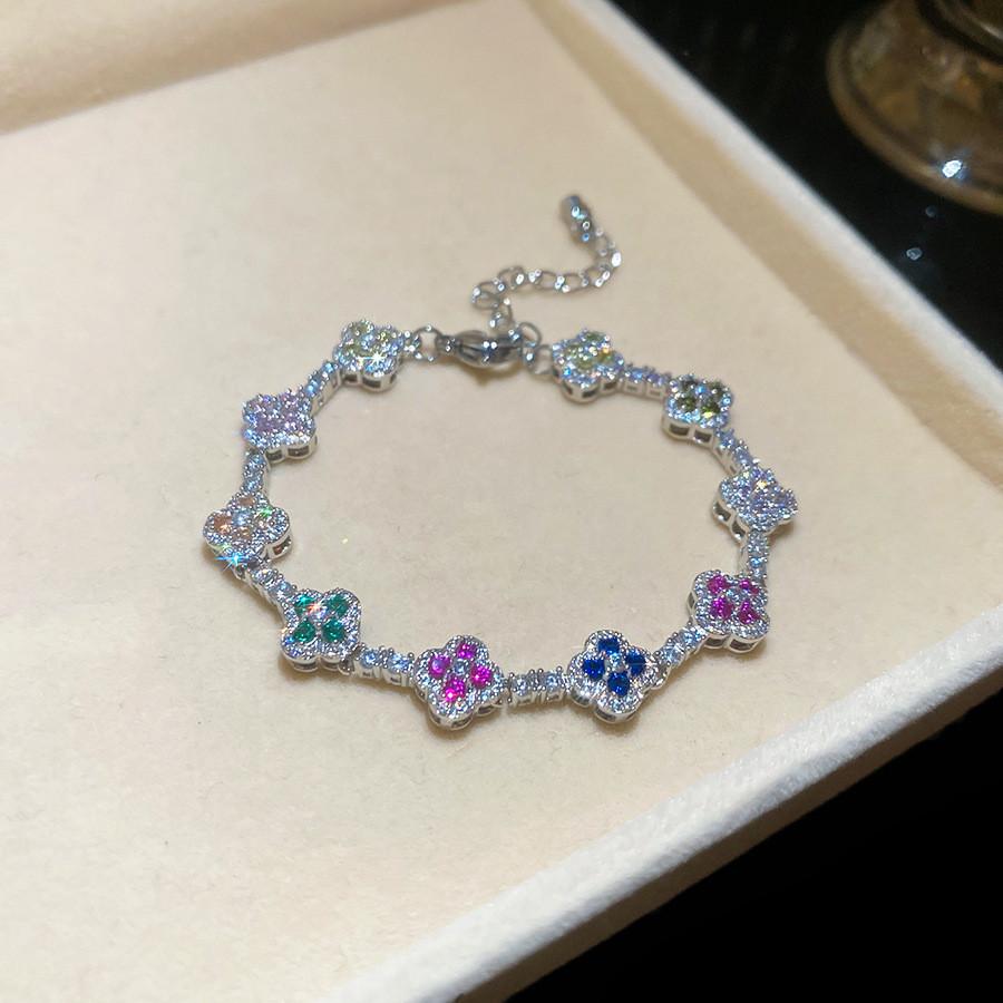 Fashionable Silver Zircon Flower Cuff Bracelet For Women Office Wear Accessory